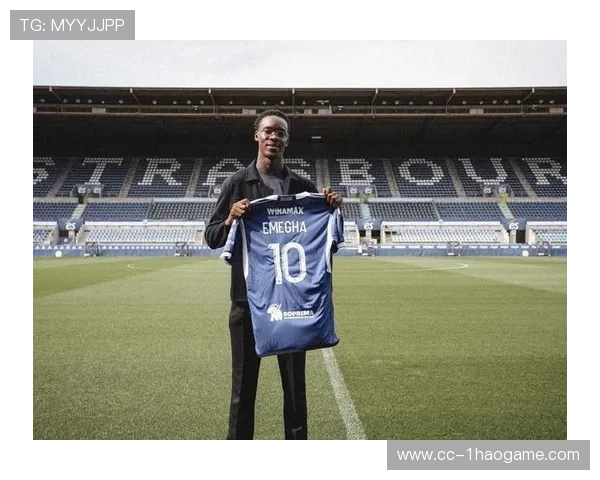 身高一米八五的足球球星们：从前锋到后卫，他们的身影如何改变比赛格局